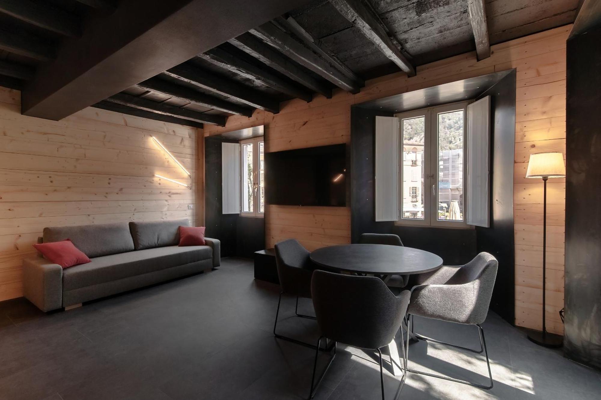 Fitzgerald Building - The House Of Travelers Apartman Como Kültér fotó